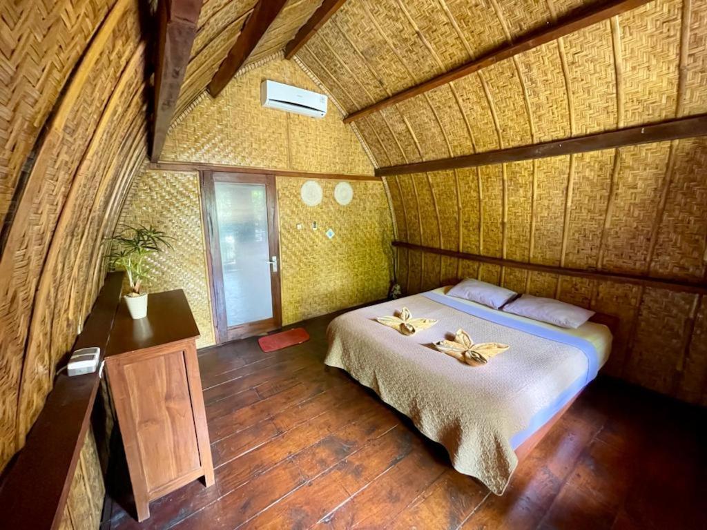 The Golden Ave Bungalow Gili Trawangan Bagian luar foto