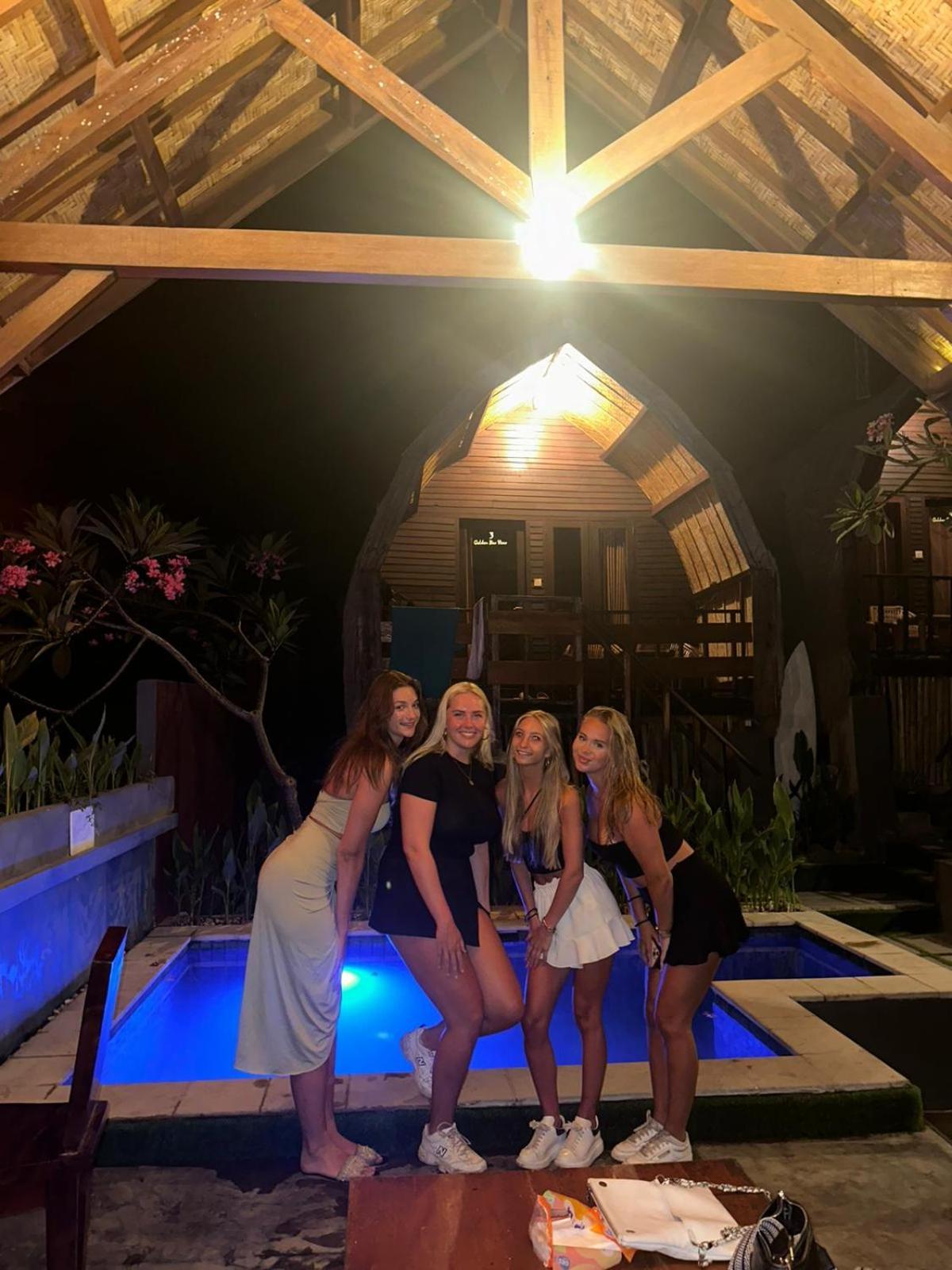 The Golden Ave Bungalow Gili Trawangan Bagian luar foto